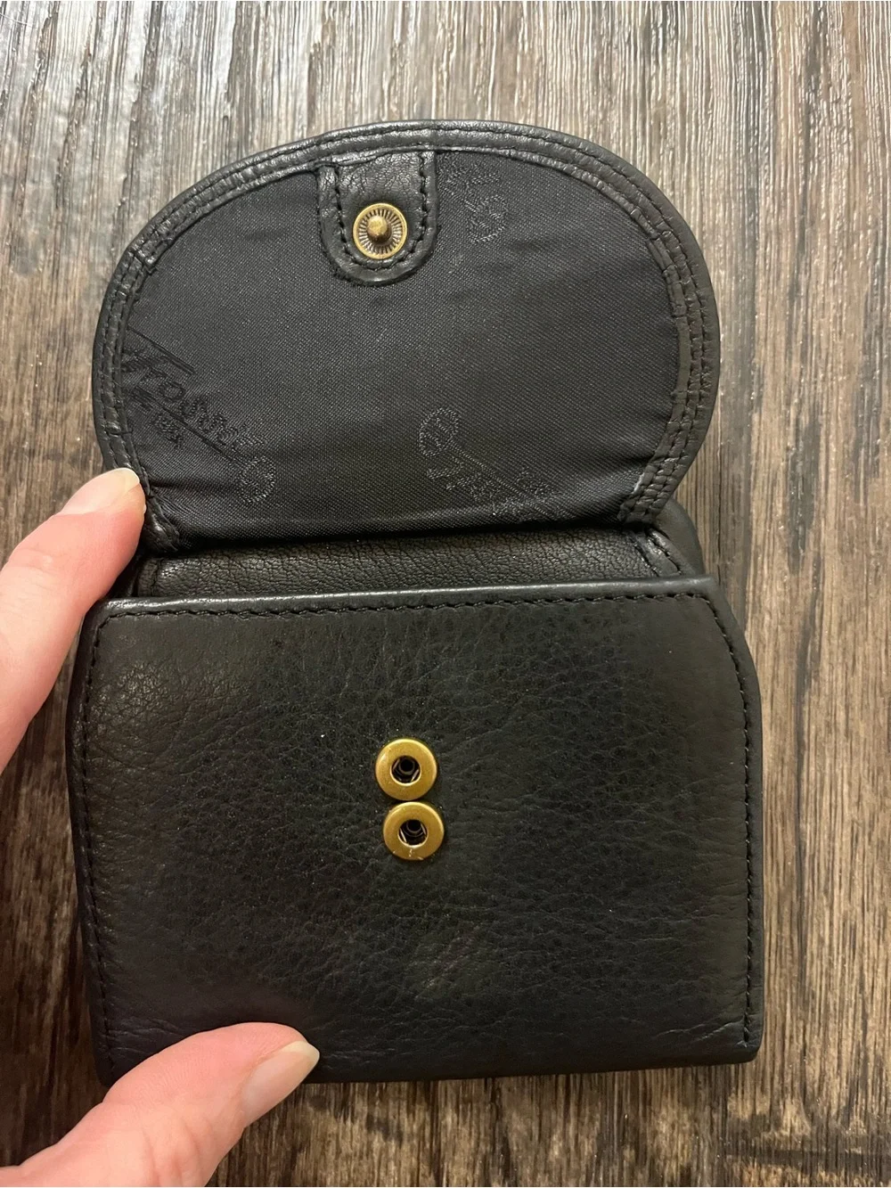 Fossil Black Leather Kiss-Lock Compact Wallet